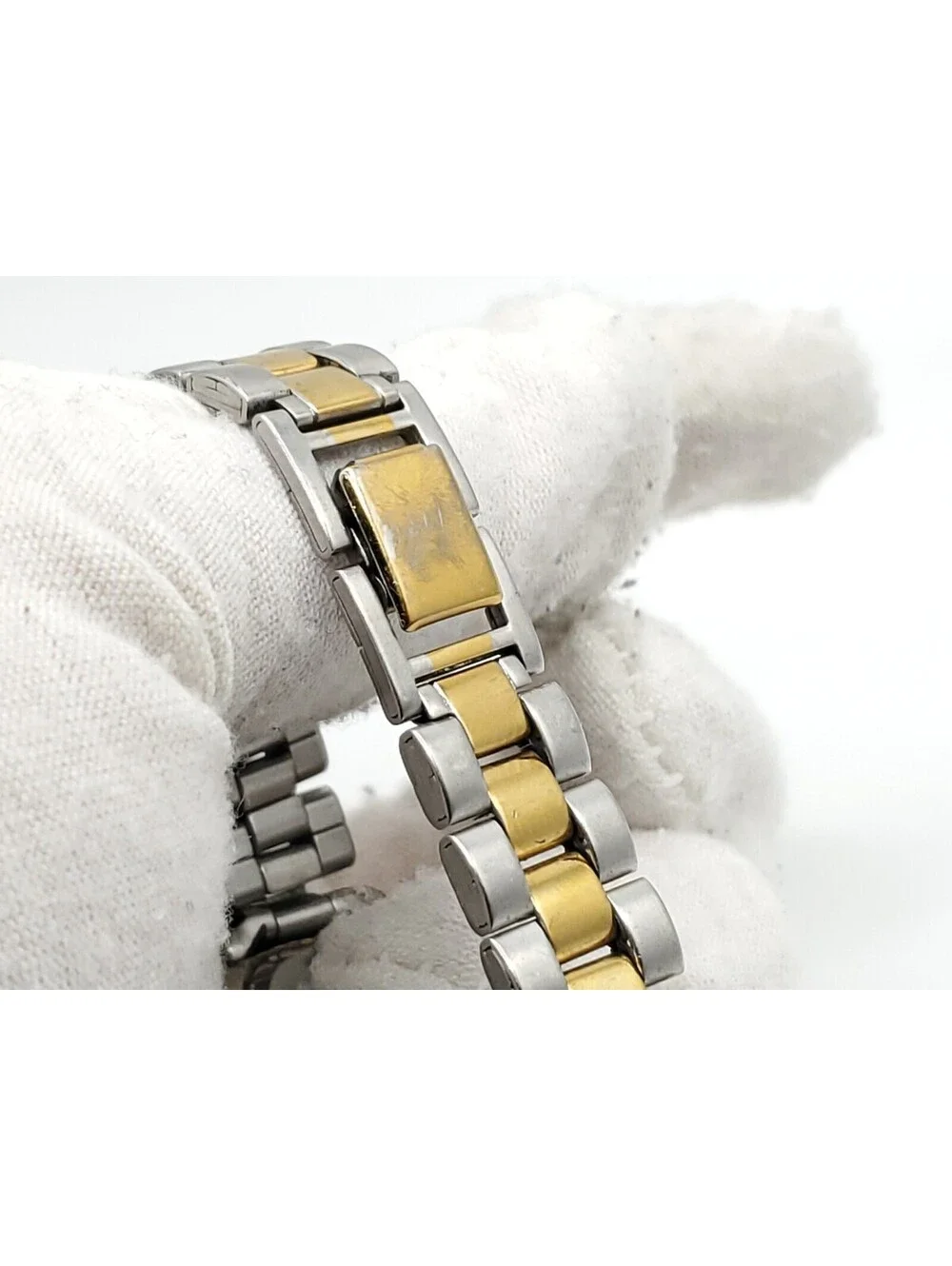 Citizen Quartz Watch Womens New Battery Two-Tone Silver Line Dial Rectangle 17mm